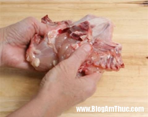 kythuatcatthitga 3dabe Kỹ thuật cắt thịt gà đơn giản