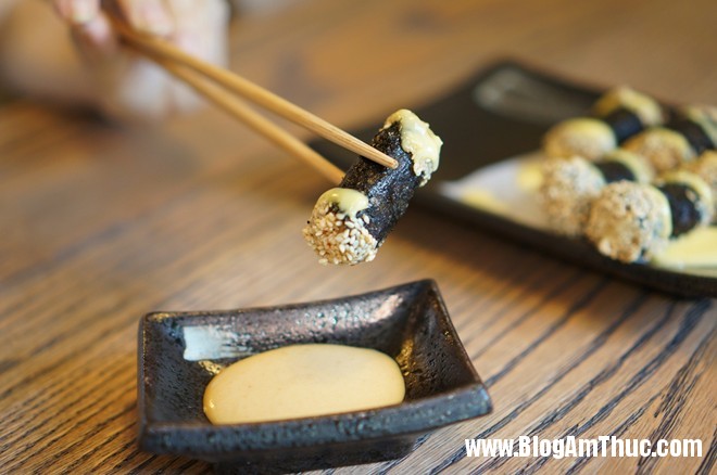 10Cha Gio Rong Bien 1 Đến nhà hàng Nhật YummyQ thưởng thức món nướng siêu rẻ
