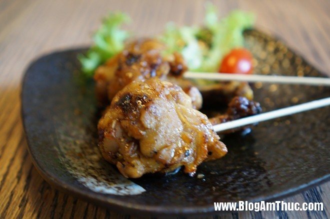 8Toi Canh Ga Đến nhà hàng Nhật YummyQ thưởng thức món nướng siêu rẻ