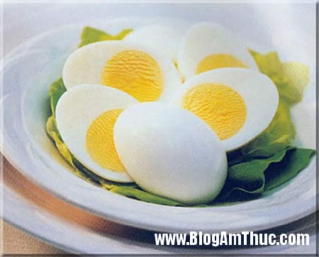 trung 3 Những thực phẩm không nên ăn với trứng