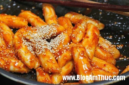 Banh gao kieu Han Quoc ngon tuyet 6 Làm bánh gạo kiểu Hàn Quốc cực đơn giản