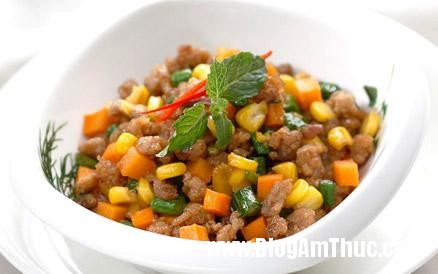 Nhấn vào ảnh để phóng to thit xay kho bap dau 2 Món ngon bổ dưỡng cho bé Thịt xay kho đậu bắp