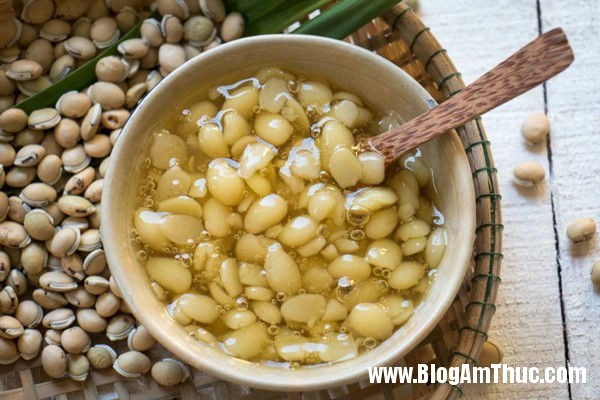 cach nau che dau van ngon nuc tieng cua kinh thanh hue 5 Cách nấu chè đậu ván dẻo ngon ăn là ghiền