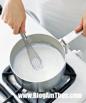 Nhấn vào ảnh để phóng to vang sua thom ngon mke lam cho be yeu hay an chong lon 3 Váng sữa thơm ngon cho bé yêu mau ăn chóng lớn