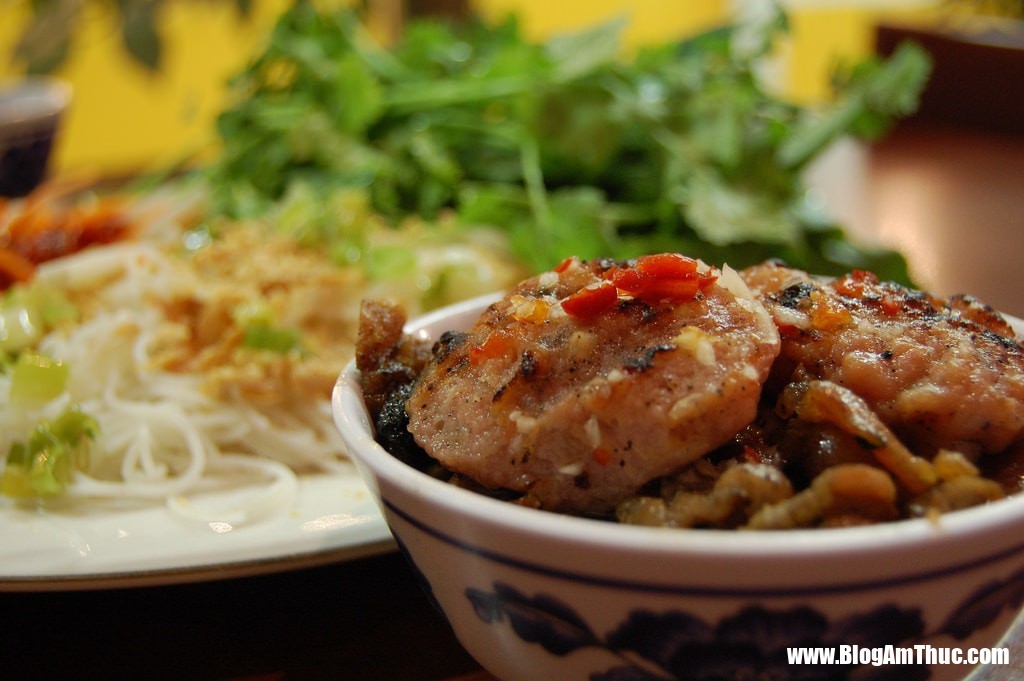 buncha Đặc trưng của ẩm thực Việt Nam trong lòng khách quốc tế