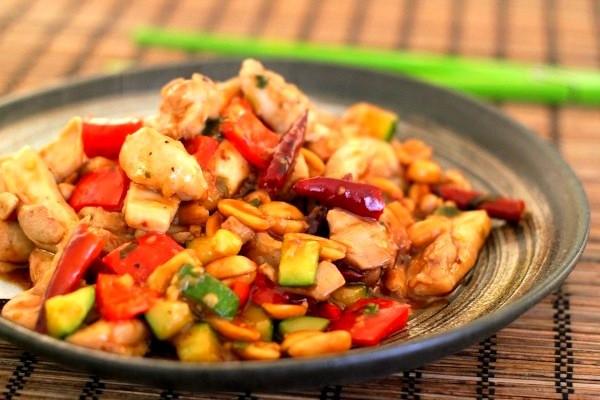 600 400 ga kung pao xao cay 4d81 Công thức chế biến món: Gà Kung Pao xào cay