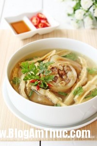 470 705 huong vi tet qua bat canh mang 5256 200x300 Canh miến nấu móng giò gợi nhớ ngày Tết