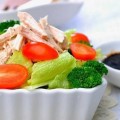 Salat-ga-du-dinh-duong-cho-nguoi-an-kieng-1