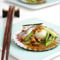 1300694698-steamedscallops3