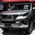 Toyota Fortuner 2016 chính thức ra mắt, giá hơn 35.000 USD - ảnh 1